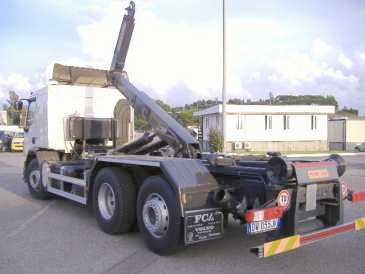 Фотоий: надувательство тележки и общие назначения VOLVO - VOLVO FE 320 6X2 BOB DA 26 TON