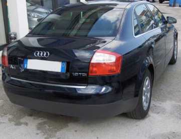 Фотоий: надувательство автомобили AUDI