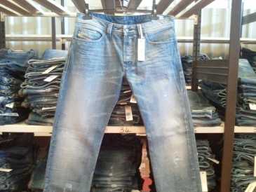 Фотоий: надувательство одежда люди - DIESEL - JEANS DIESEL SAFADO71J