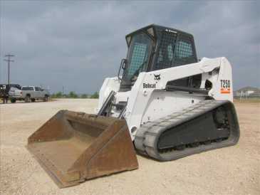 Фотоий: надувательство тележки и общие назначения BOBCAT - T250