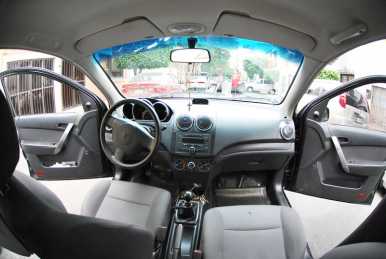 Фотоий: надувательство автомобили PONTIAC - G3
