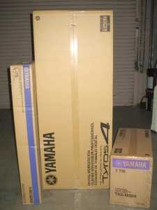 Фотоий: надувательство рояли и synthetizers YAMAHA - YAMAHA TYROS 4