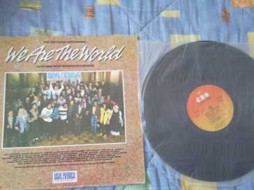 Фотоий: надувательство другие предметы WE ARE THE WORLD - CBS - DISCO DE VINILO