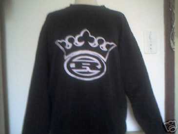 Фотоий: надувательство одежда люди - ROYAL WEAR - PULL ROYAL WEAR NOIRE