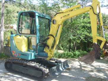 Фотоий: надувательство машины YANMAR - B25