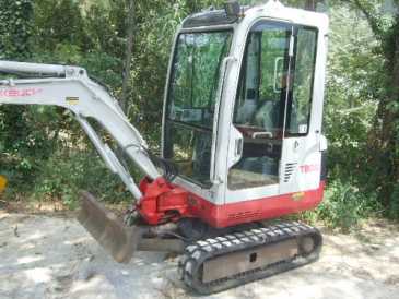 Фотоий: надувательство машины TAKEUCHI - TB016