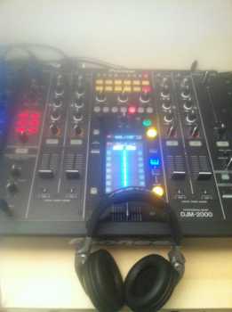 Фотоий: надувательство другие PIONEER - CDJ-2000 DJ PLAYERS + DJM 2000