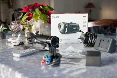 Фотоий: надувательство видео- камеры CANON - CANON HF10