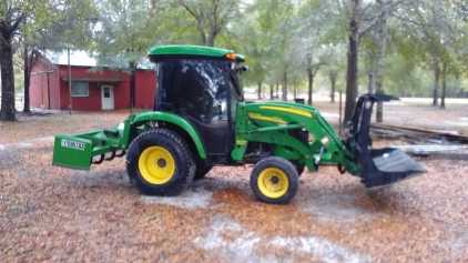 Фотоий: надувательство аграрные корабли JOHN DEERE - 3320