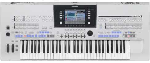 Фотоий: надувательство рояли и synthetizers YAMAHA