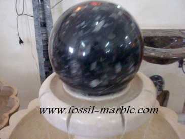 Фотоий: надувательство украшение FONATINE EN MARBRE MAROC AVEC BALLON - FONTAINE EN MARBRE AVEC BALLON FOSSILISE MARBRE