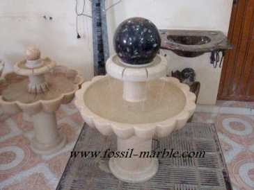 Фотоий: надувательство украшение FONATINE EN MARBRE MAROC AVEC BALLON - FONTAINE EN MARBRE AVEC BALLON FOSSILISE MARBRE