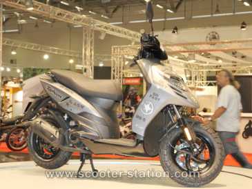 Фотоий: надувательство Scooters 50 cc - PIAGGIO - TYPHOON