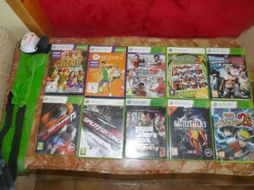 Фотоий: надувательство пульты разыгрыша X BOX - 360 SLIM AVEC KINECT ET 2 MANETTES SANS FILS