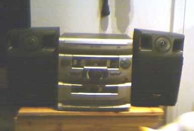 Фотоий: надувательство HIFI стерео/радиоий SHARP - 3 CD/RADIO/2 BOITES CASSETTES