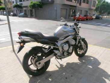 Фотоий: надувательство мотовелосипеды 600 cc - YAMAHA - FZS FAZER