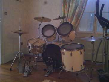 Фотоий: надувательство выстукивания TAMA - ROCKSTAR BLANCHE