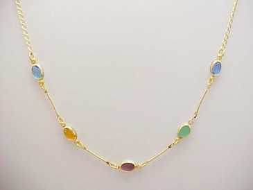Фотоий: надувательство Jewels PRATA DE OURO