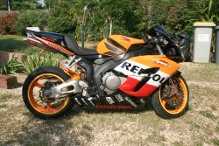Фотоий: надувательство мотовелосипеды 1000 cc - HONDA - HONDA  1000  CBR REPLICA REPSOL