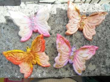 Фотоий: надувательство керамика FARFALLE IN CERAMICA LAVORATEE COLORATE A MANO