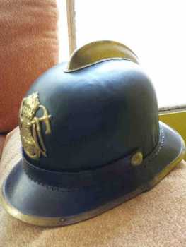Фотоий: надувательство инструменты CASCO DE BOMBERO ANTIGUO