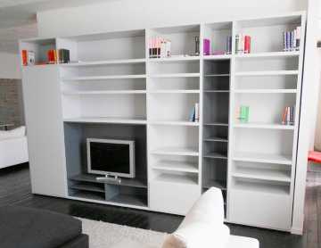 Фотоий: надувательство мебель POLIFORM - WALL SYSTEM