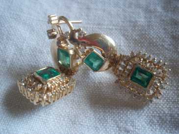 Фотоий: надувательство Jewels женщины