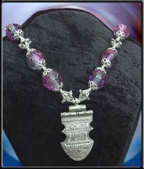 Фотоий: надувательство Jewels