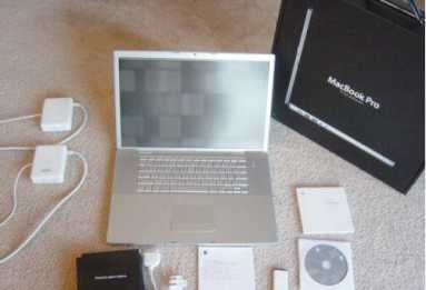 Фотоий: надувательство компьютеры офиса APPLE - MACBOOK PRO 17,  2.13 DUO, 2G RAM, LAPTOP
