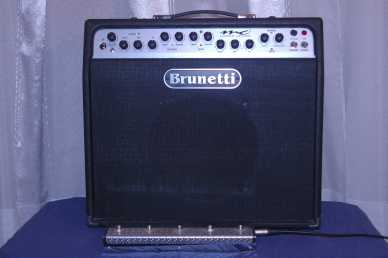 Фотоий: надувательство усилители BRUNETTI - AMPLIFICATORE COMBO BRUNETTI MC2 , 60 WATT