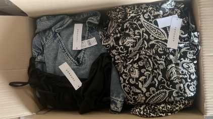 Фотоий: надувательство одежда женщины - TOPSHOP - MERCE NUOVA E CARTELLINATA