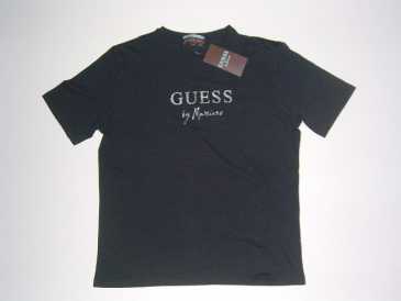 Фотоий: надувательство одежда GUESS, DE PUTA MADRE, CALVIN KLEIN, ECC - UOMO E DONNA
