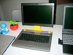 Фотоий: надувательство портативнаяа @ЭВМ SONY - VAIO VGN-A117S
