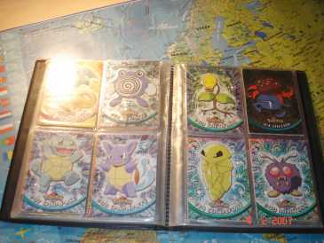 Фотоий: надувательство играть карточки ALBUM + CARTES DE JEU POKEMON