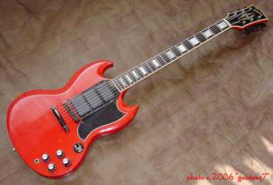 Фотоий: надувательство гитары и другие аппаратуры шнура GIBSON - SG CUSTOM SHOWCASE EDITION