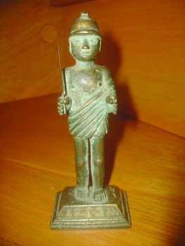 Фотоий: надувательство другие предметы искусствоа STATUETTE ROMAINE EN BRONZE