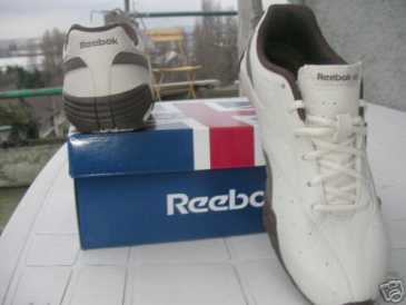 Фотоий: надувательство одежда люди - REEBOK - CL VANTA STRIPE