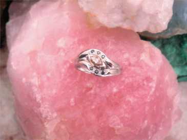 Фотоий: надувательство Jewels женщины