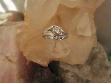 Фотоий: надувательство Jewels женщины