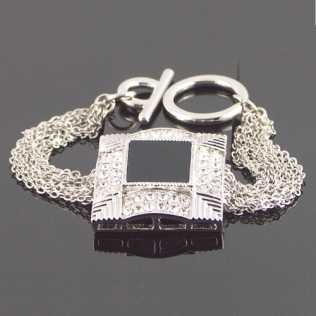 Фотоий: надувательство Jewels