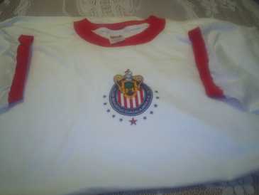 Фотоий: надувательство одежда люди - CHIVAS