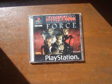 Фотоий: надувательство видео- игры PLAYSTATION - FIGHTING FORCE 1