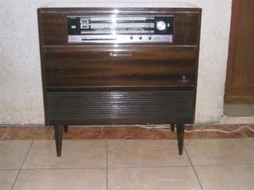 Фотоий: надувательство другие предметы GRUNDIG - MEUBLE ANCIEN RADIO TOURNE DISQUE