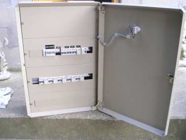 Фотоий: надувательство Do-it-yourself и инструменты LAFARGE - SUPERBE ARMOIRE ELECTRIQUE TRIPHASEE PRO