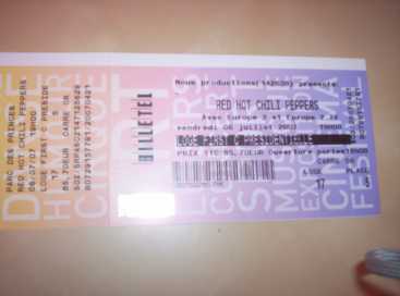 Фотоий: надувательство билеты согласия RED HOT CHILI PEPPERS CONCERT 1 PLACE VIP - PARC DES PRINCES PARIS