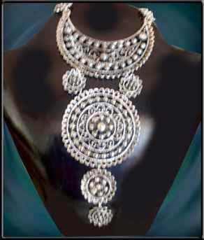 Фотоий: надувательство Jewels