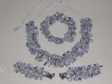 Фотоий: надувательство Jewels женщины