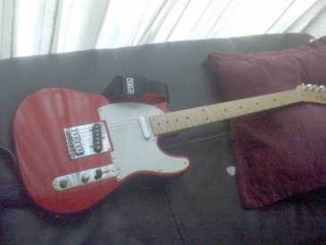 Фотоий: надувательство гитары и другие аппаратуры шнура ''SQUIER BY FENDER'' - TELECASTER AFFINITY SERIES