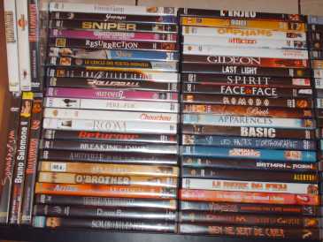 Фотоий: надувательство 100 DVD LOT DE 100 DVD A SAISIR!!!