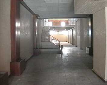 Фотоий: надувательство магазины 650 m2